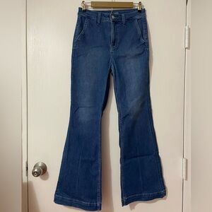 Old Navy 360 Stretch Trouser Flare Jeans Size 6